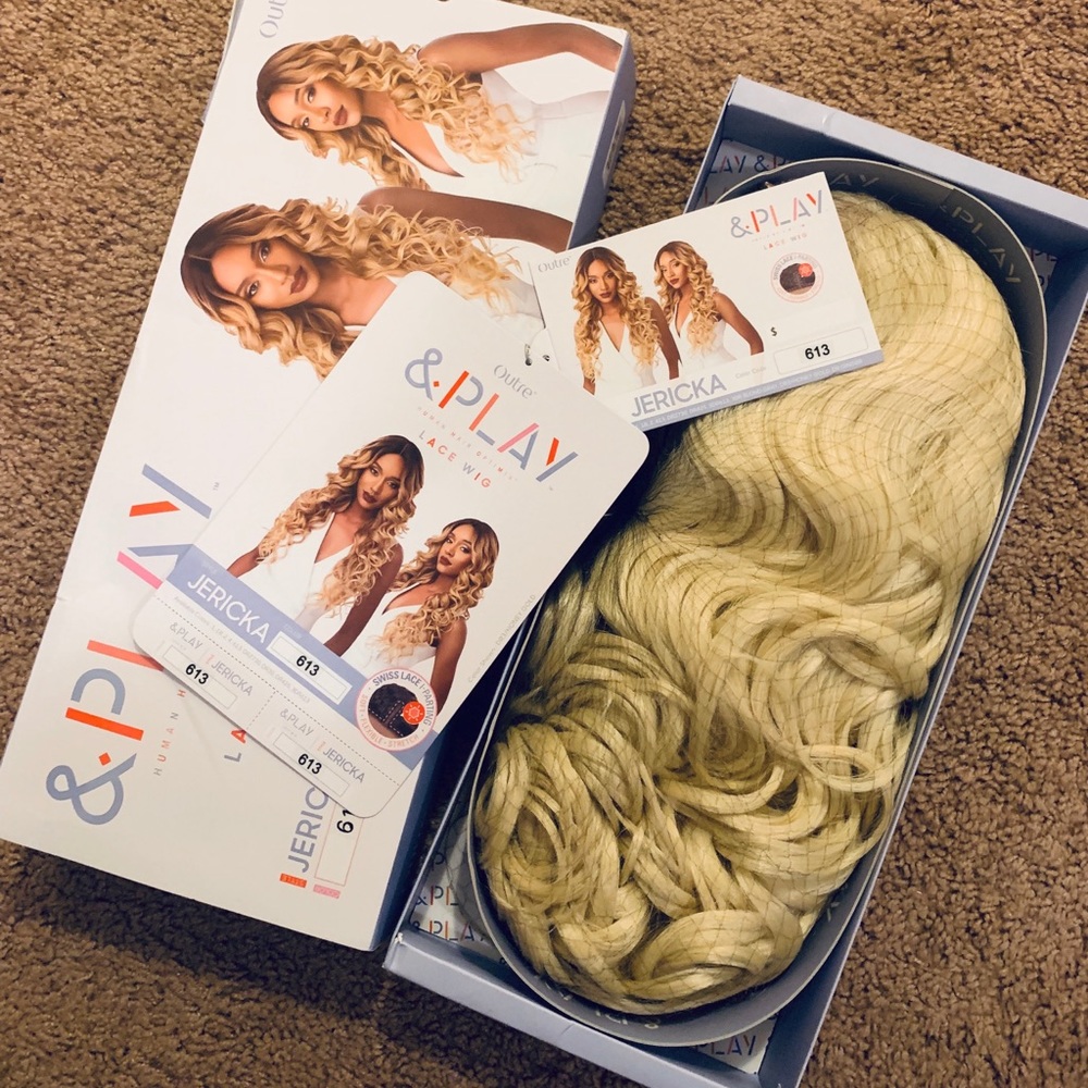BLONDE LACE FRONT CURLY WIG